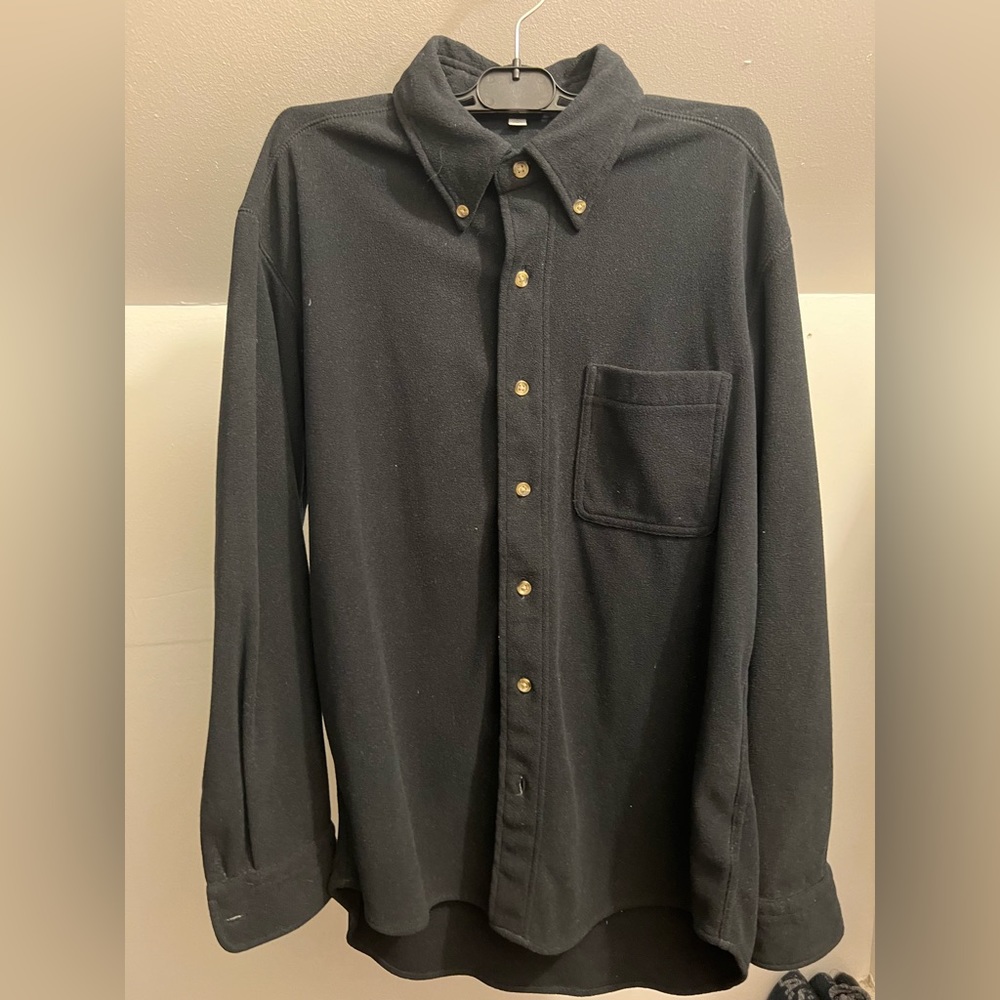 Uniqlo black button down flannel shirt -M